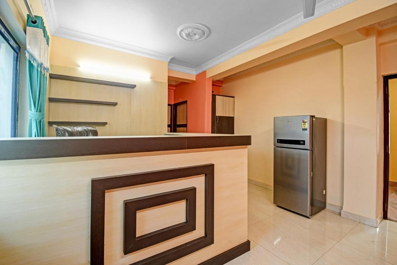 Oyo Flagship 84655 S S Guest House Колката Екстериор снимка