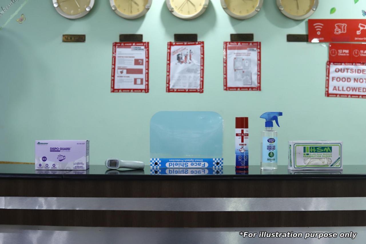 Oyo Flagship 84655 S S Guest House Колката Екстериор снимка